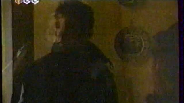 Анонс "Улицы разбитых фонарей" (ТВ6, 5.11.2001) смотреть онлайн