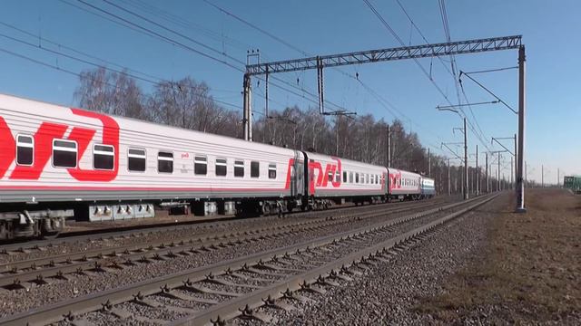 Электровоз ЧС2К-844 с поездом №056 (Москва - Самара) и приветливый машинист смотреть онлайн