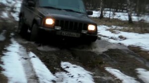 Американский джип в российской грязи. Повседневный оффроад