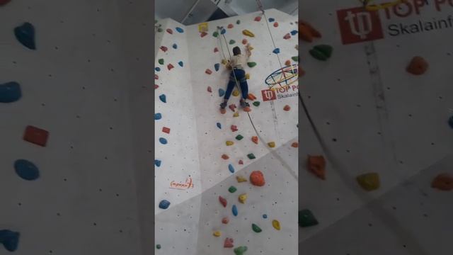 Центр скалолазанияПанорама в Новосибирске.