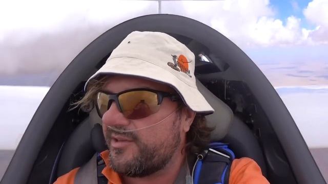Полет. Фронт в 200 км. Розовые облака. Песчаная буря. смотреть онлайн