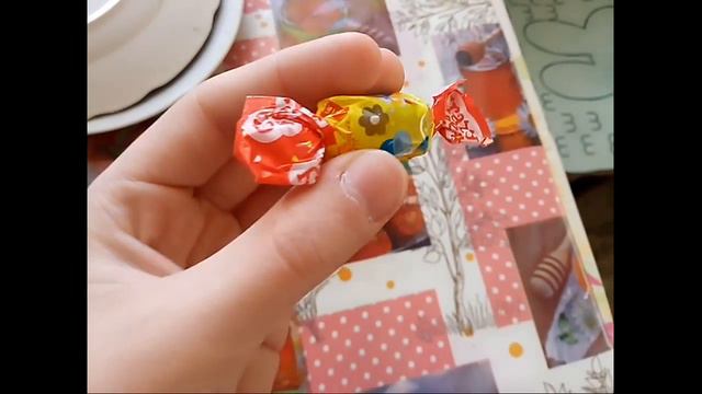 ФОКУС КОТОРЫЙ УДИВИТ ВАШИХ ДРУЗЕЙ! Приятного просмотра! ;-) смотреть онлайн