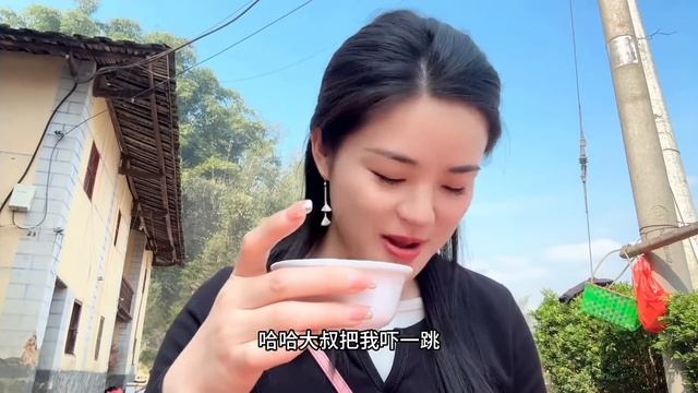 随200福建农村吃结婚大席 700块一桌佛跳墙 大鲍鱼 смотреть онлайн