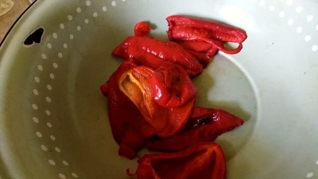 Лютеница на зиму смотреть онлайн