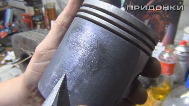 ИЖ ПС 1980 года, с пробегом 1500 км.Травим цилиндр кислотой, приводим в чувство карбюратор К62М. смотреть онлайн