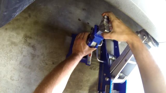 Scion FR-S Clutch Install Guide - Removing The Shifter - Part 2 of 10 смотреть онлайн