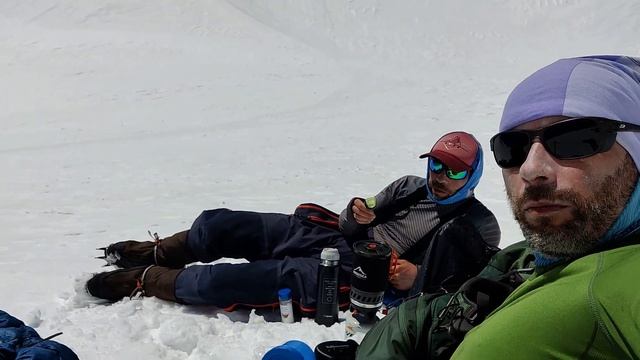 Эльбрус 2023. Траверс с востока. День 4,5 смотреть онлайн