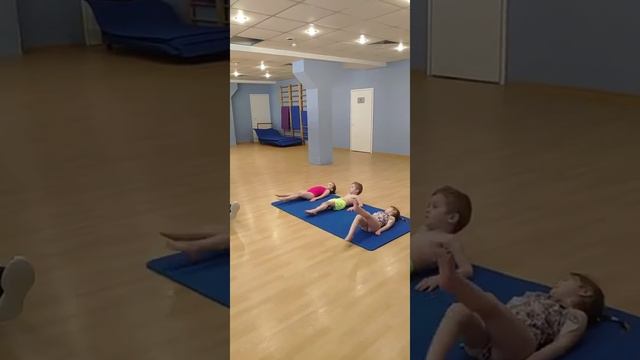 Разминка перед плаванием с Тотолдиным Виталием Александровичем 24.03.2020 смотреть онлайн