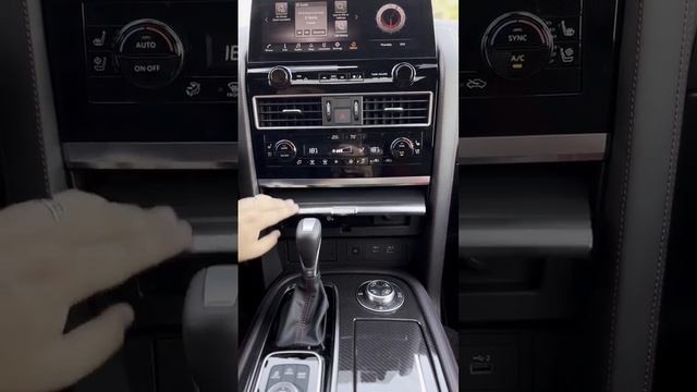 Rony Mhanna Reviews the Nissan Nismo смотреть онлайн