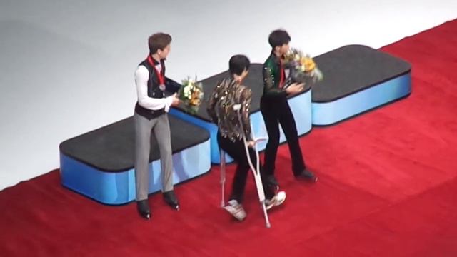 Yuzuru Hanyu, Moris Kvitelashvili, Kazuki Tomono Victory Ceremony смотреть онлайн