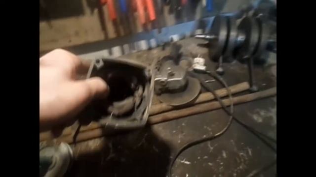 Часть 4. Bad Lucy. Кафе-рейсер- Скремблер. Переделка рамы или как ломаются планы. смотреть онлайн