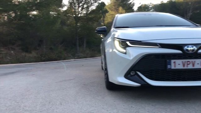 New Toyota Corolla 1.8 Hybrid 2019: 0-100 Km/h @ Mallorca