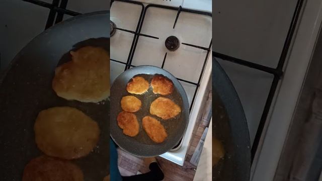 #оладьистыквой #учимсяиделаем #оладьинакефире Оладьи на кефире с тыквой. В память отца. смотреть онлайн