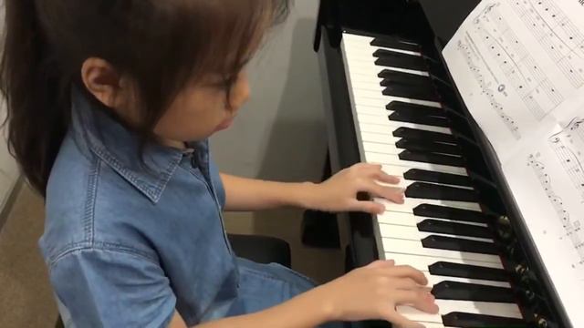 ไอวี่ • ฝึกเล่นเพลง Andantino กับ metronome tempo 60 • และฝึกเล่นเพลง Song of The Orca ช้าๆค่ะ смотреть онлайн