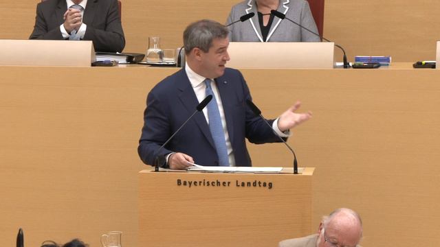 Regierungserklärung von Ministerpräsident Dr. Söder - Bayern смотреть онлайн