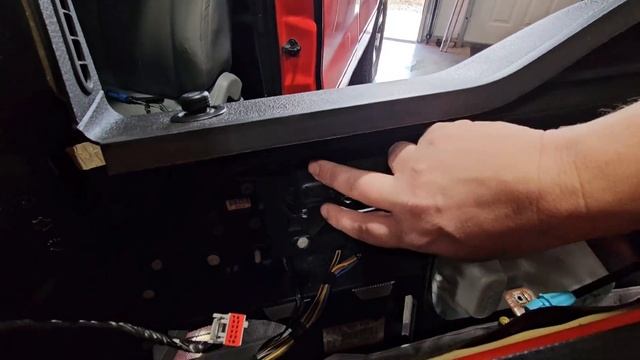 2013 Ford F150 STX Interior Door Handle Replacement смотреть онлайн