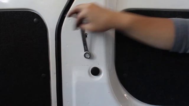 Nissan NV 200 shelf horizontal for florist, packages and catering смотреть онлайн