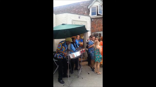 Ambient steel pan and bongo player - Events Team Uk смотреть онлайн