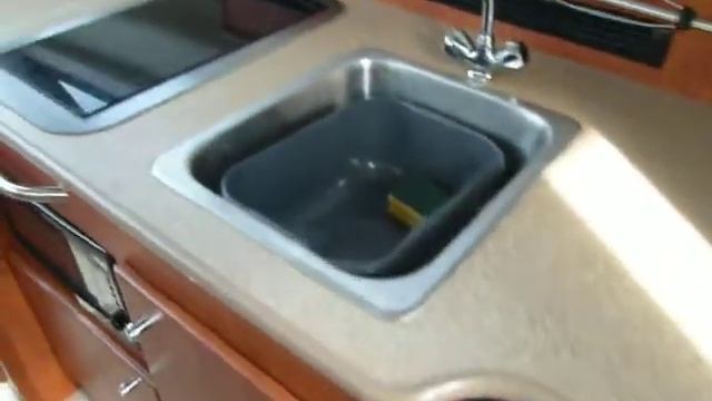 Bayliner 288 Flybridge - Boatshed - Boat Ref#304575 смотреть онлайн