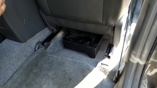 How to Remove JBL Amplifier from Toyota Prius 2007 for Repair. смотреть онлайн