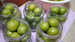 Маринованная алыча.Duzlanmiş alça turşusu #вкусно #кулинария #baku #кухня #баку
