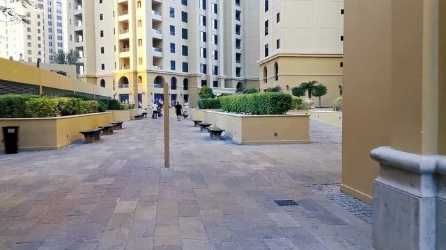Экскурсия по Дубаю. Обзор JBR Walk Podium Level Джумейра Бич ОАЭ Дубай Часть 1.1 смотреть онлайн