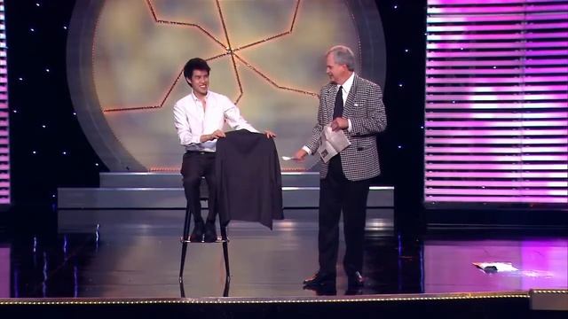 Mike Caveney - Masters of Illusion (Scissors Through Jacket) смотреть онлайн