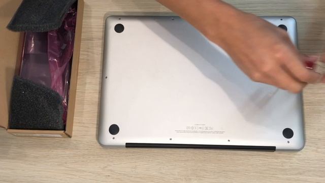 MacBook Pro 13 A1280 Battery Replace Batt A1322