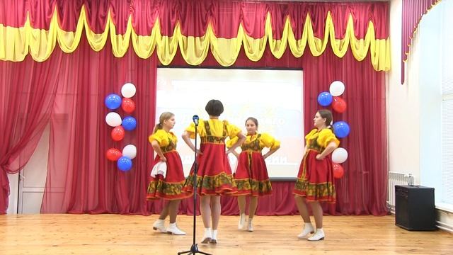 Хореографическая группа «Карамель» - «Молодичка» смотреть онлайн