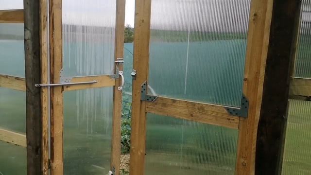 Большая теплица из дерева // Сколько стоит? смотреть онлайн