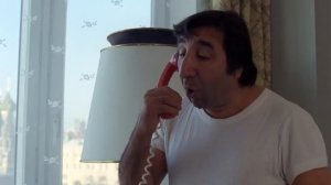 Ты в зоопарке был? Там верблюд видел, верблюд? (из к/ф «Мимино»)