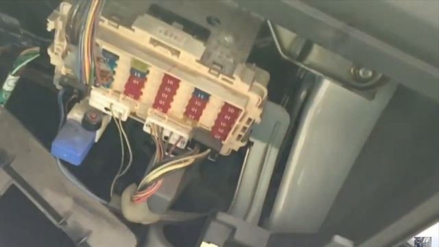 Не открывается авто с брелка сигнализации OVERRIDE смотреть онлайн