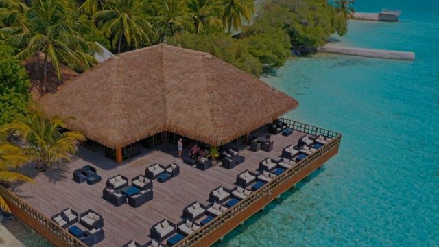Eriyadu Island Resort, Reethi Rah, Maldives смотреть онлайн