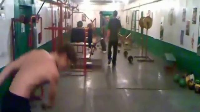 вывих плеча при прыжке.wmv смотреть онлайн