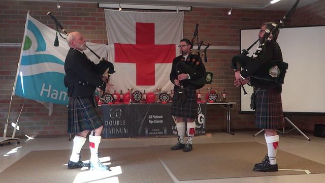 Blue Stone Pipes and Drums смотреть онлайн