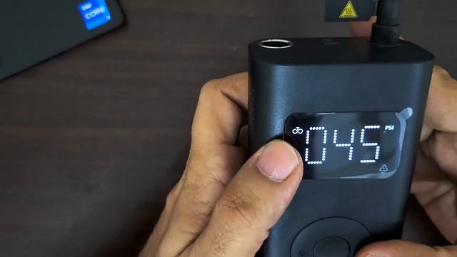 Xiaomi / MI Portable Air Compressor or air pump for cars Urdu Review Pakistan смотреть онлайн