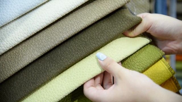 We visit fabric exhibition in Shanghai, China смотреть онлайн