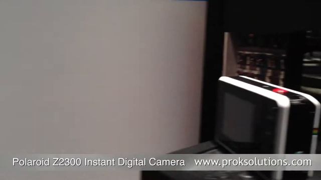 Polaroid Z2300 Instant Digital Camera- CES 2013 смотреть онлайн