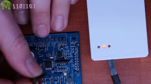 #174 Program an Atmel SAM without an IDE. // Tutorial смотреть онлайн