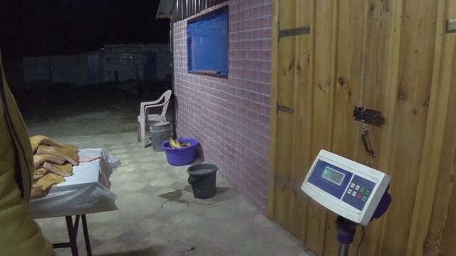 Мясо,Сало,голяшка,ошеек,вырезка,лопатка,мякоть без кости, рёбрышки мясные. смотреть онлайн