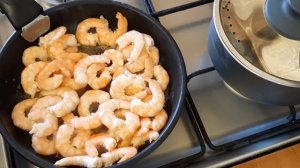 Рис с креветками в сливочном соусе. Все секреты и пошаговый рецепт.