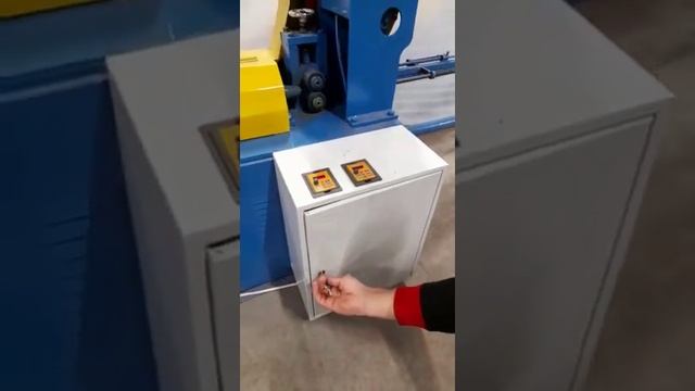 Станок правильно-отрезной для проволоки диаметром 2,2-5 мм смотреть онлайн