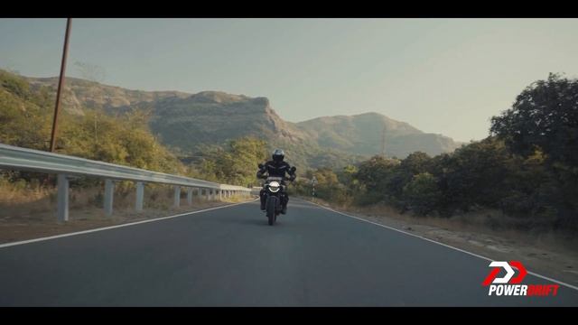 2024 Husqvarna Svartpilen 401 - The Devil Is In the Details | PowerDrift смотреть онлайн