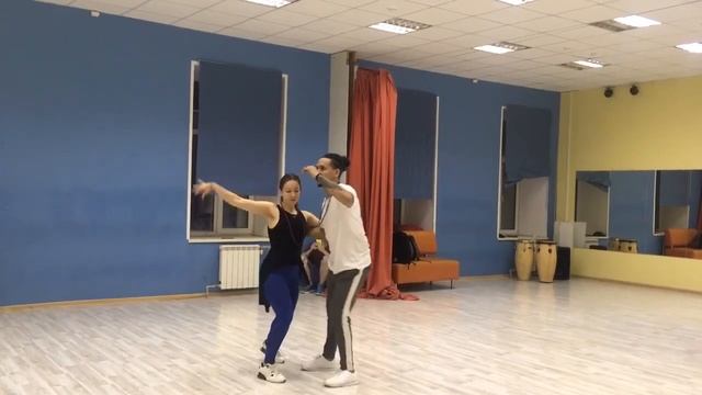 SALSA CUBANA (CASINO) Intermediate. Yoanis Meneses & Olga Samoilova смотреть онлайн