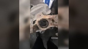 Быстрое видео как поменять подшипник передней ступицы дэу нексия.  nexia, sens, lanos