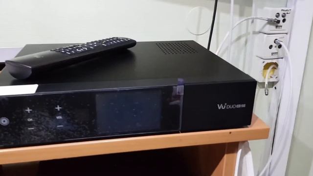 VU + Duo 4K SE, высококачественный сутниковый UHD ресивер. смотреть онлайн