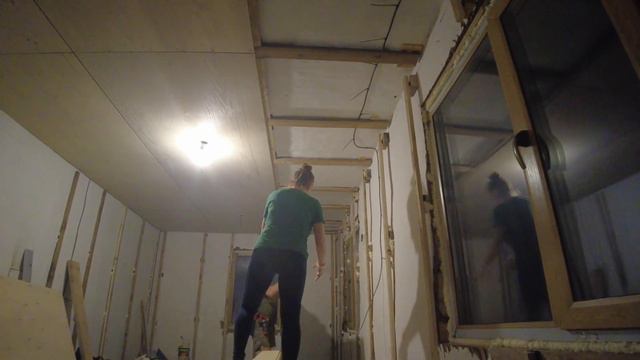 Потолок из фанеры. Жизнь на Алтае после переезда. смотреть онлайн