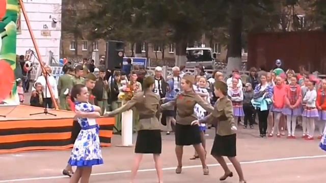 Танец "Майский Вальс" смотреть онлайн