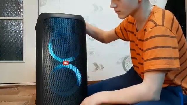 Обзор портативной акустики jbl partybox 100 смотреть онлайн