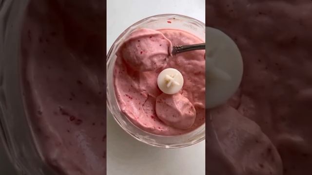 Рецепт в комментариях #мороженное #надиете #бездиет #безсахара #привычки #сладкоебезсахара #питание смотреть онлайн